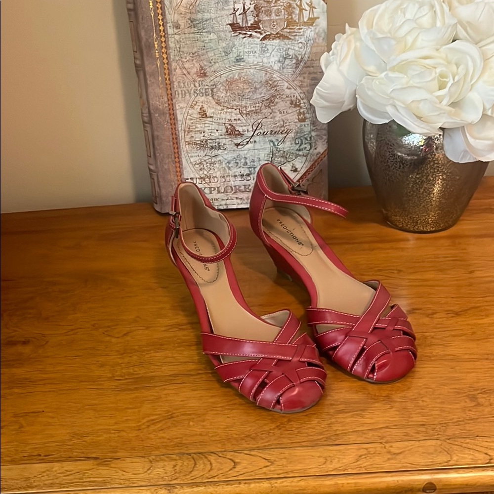 Elegant Red Women's Sandals